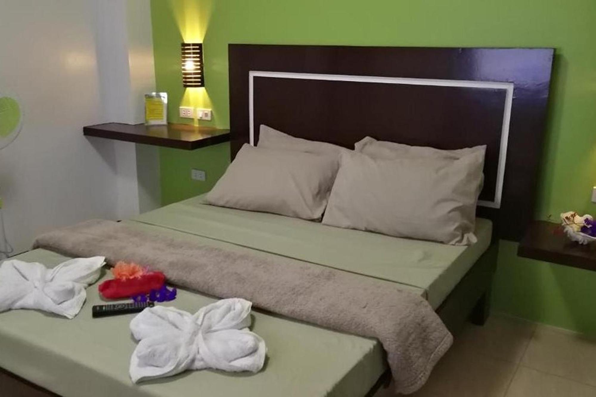 Bellevue Resort Puerto Galera Εξωτερικό φωτογραφία